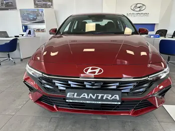 NEW ELANTRA 1.6 123CP CVT EXCLUSIVE : Hyundai Elantra