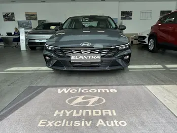 NEW ELANTRA 1.6 123CP HIGHWAY : Hyundai Elantra 
